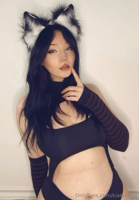 SO much content for you today <3 21