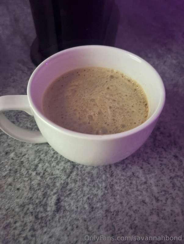 So what if it's noon and I'm still being lazy drinking coffe.. 2