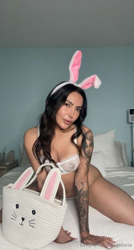 Do you want a visit from this sexy easter bunny? 😏