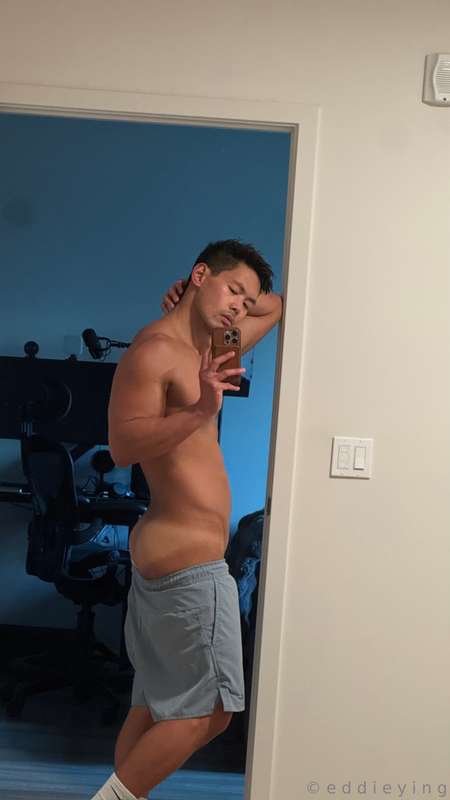 Eddieying - Onlyfans - 2025-06-18T01:54:04