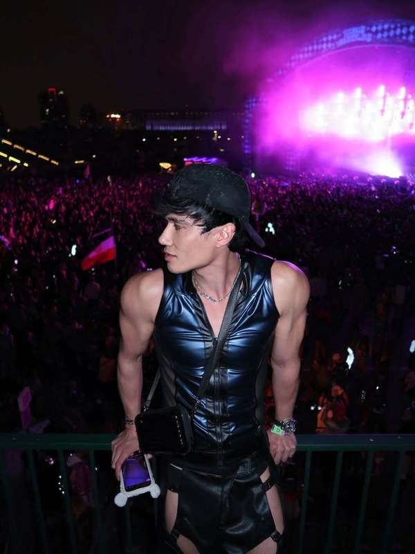 Lights, music, and a little bit of leather ✨😉
