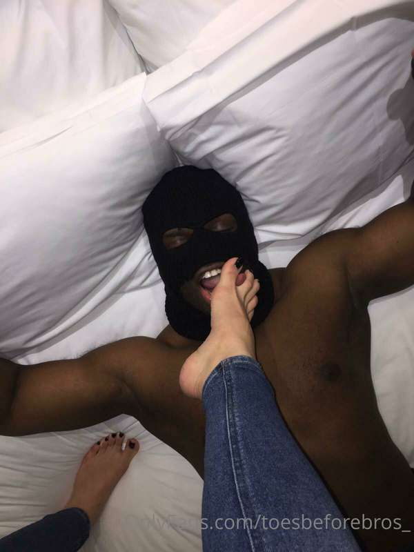 Flashback to my first session with @eva_rose_feet 2