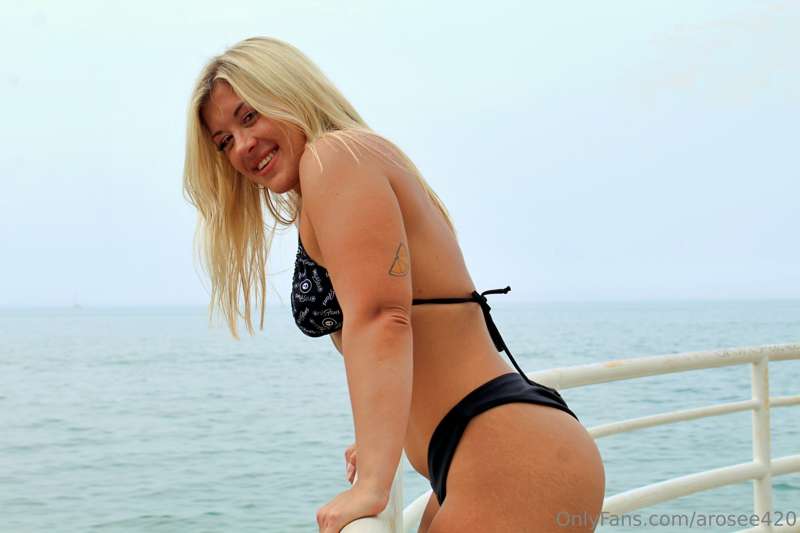 What would you do if you saw me at the beach?(; 1