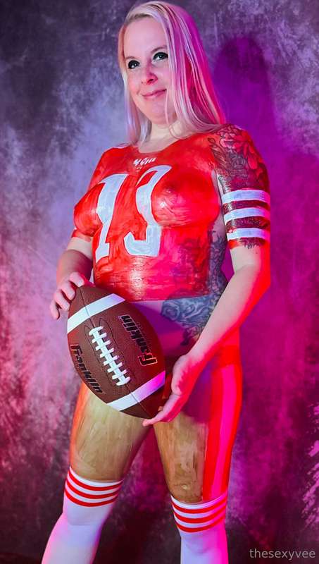 **Football Friday! 🏈 I had a fan send me some latex body pai.. 5