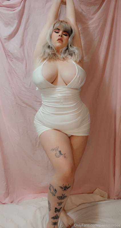 🐮🐮 my new clubbing dress is a little shorter than I thought .. 12