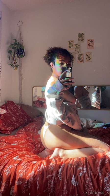 X_Emryss_X - Onlyfans - 04 Feb, 2025 3