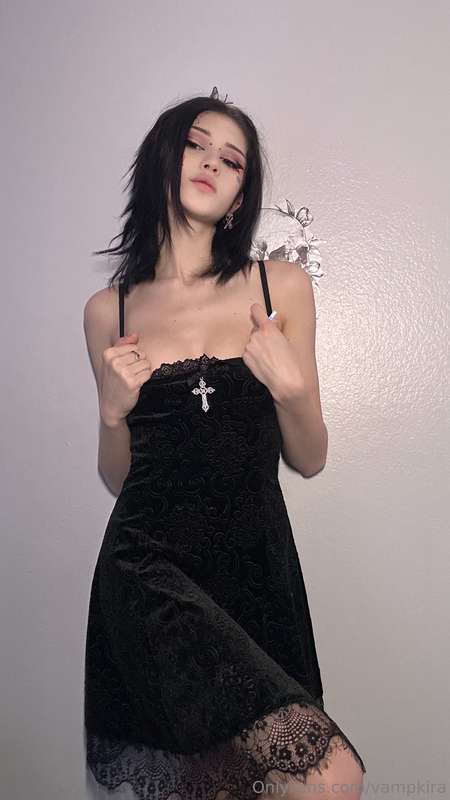 I just love this outfit… it’s giving exactly what I needed t..