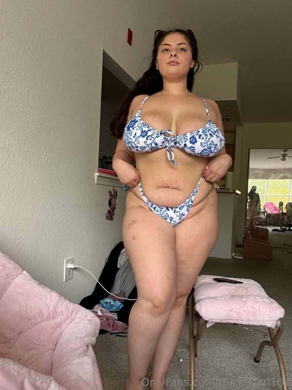 Thick_Gurl101 - Onlyfans - 17 Aug, 2024 32