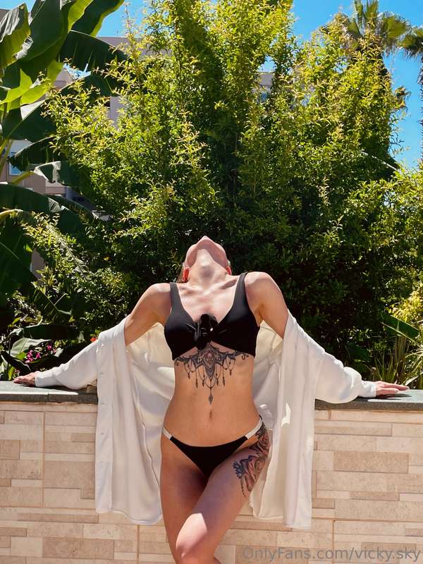 I want to feel you 🍌inside my sun-warmed body☀️ how you like.. 5