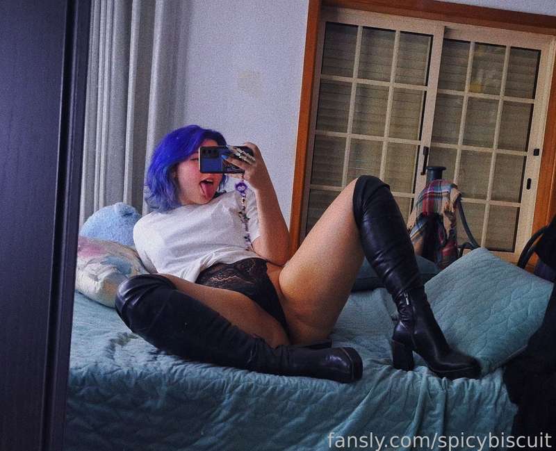 Spicybiscuit - Fansly - 31 Dec, 2024 2