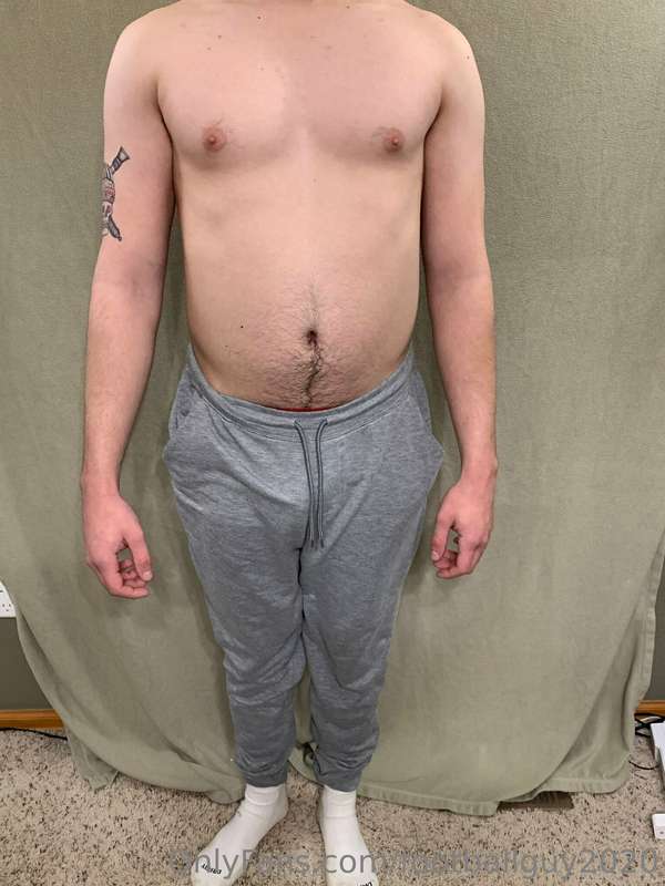 More undies pics from a photo shoot a while back - enjoy. Ca.. 30