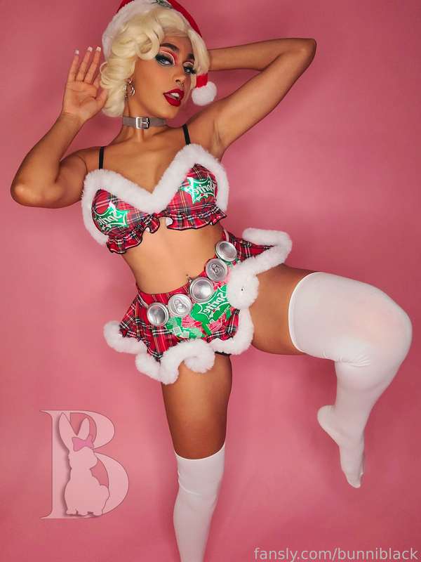Bunniblack - Fansly - 01 Jan, 2023 21