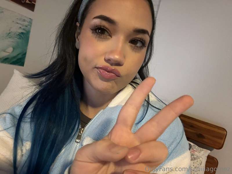 ✿✿✿