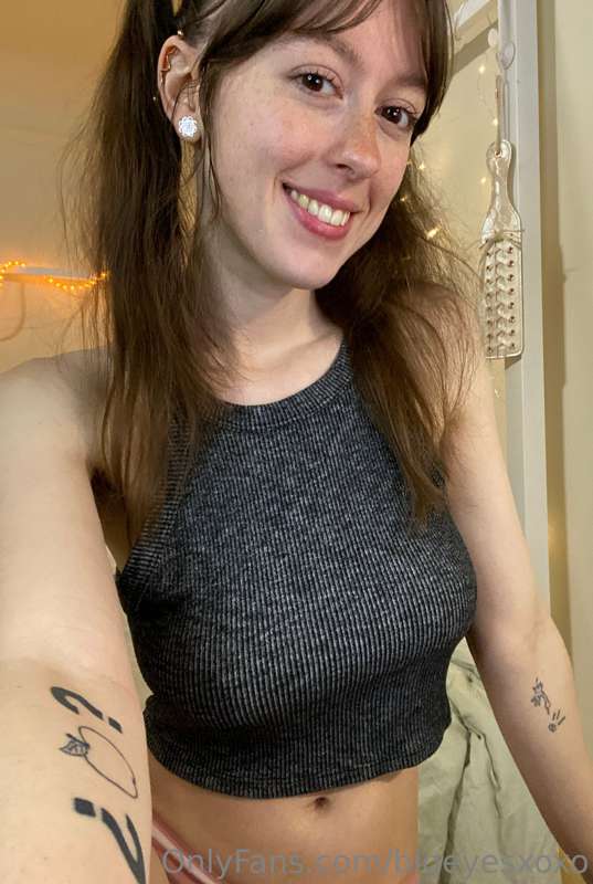 On chaturbate for some morning fun :)
