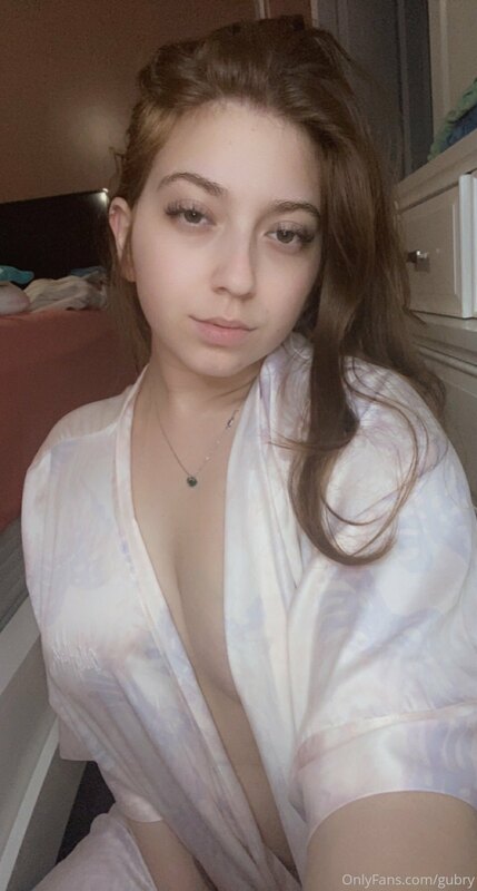 Swipe to see me show more & more ????
Happy Valentine’s Day .. 3