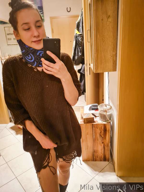🇩🇪 Die Bilder mit der Halskrause 🙈
🇬🇧 The pictures with the .. 2