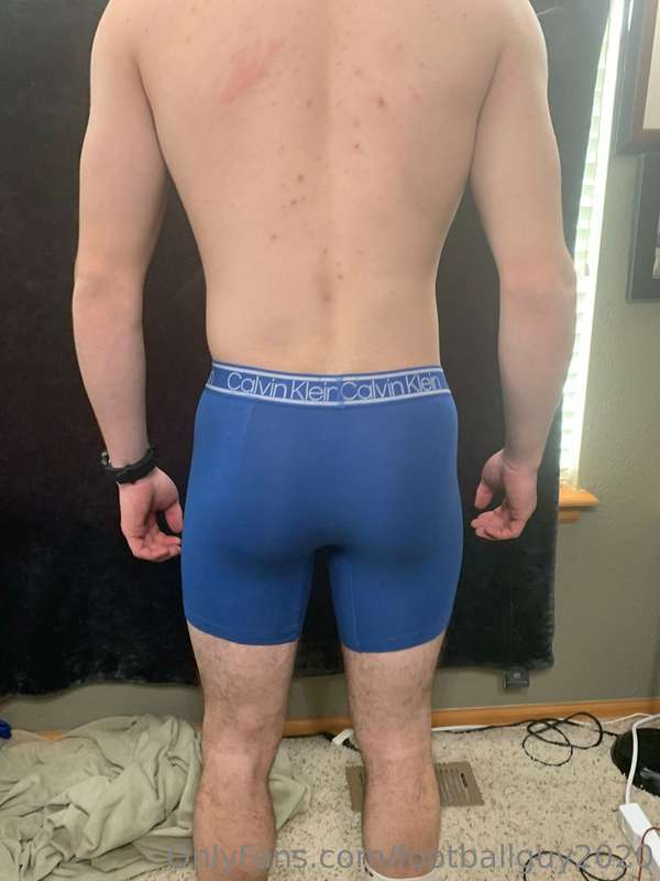 Me looking pretty damn sexy ;-) 1