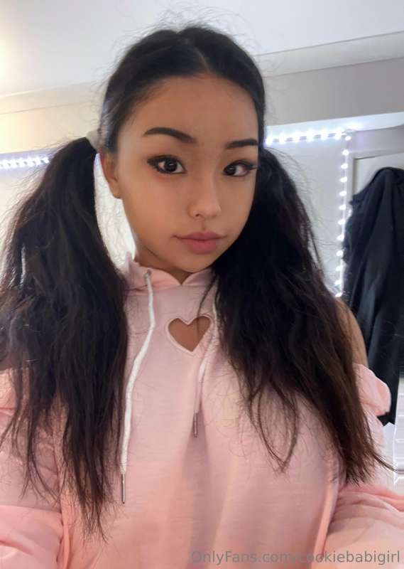 Happy Thursday!! One more day to go till TGIF🥺♥️ Hope this n..