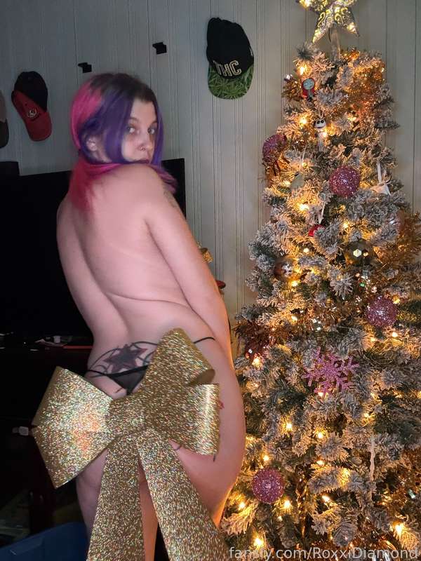 Roxxidiamond - Fansly - 18 Dec, 2024 22