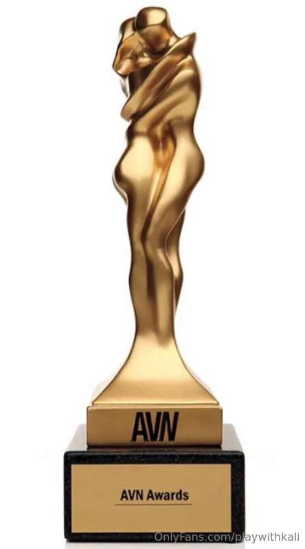 Thank you to everyone who voted me Unsung Darling for AVN fa..