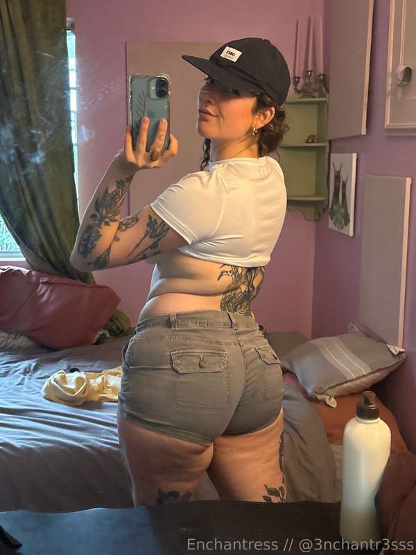 Back rolls and cellulite are out of control  3