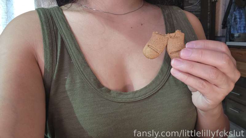 Littlelillyfckslut - Fansly - 25 Sep, 2022 2