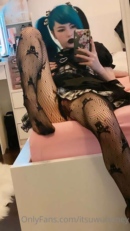 Happy birthday to meeeee 🎂🖤🎂🎂🖤🖤🎂🖤🖤 5