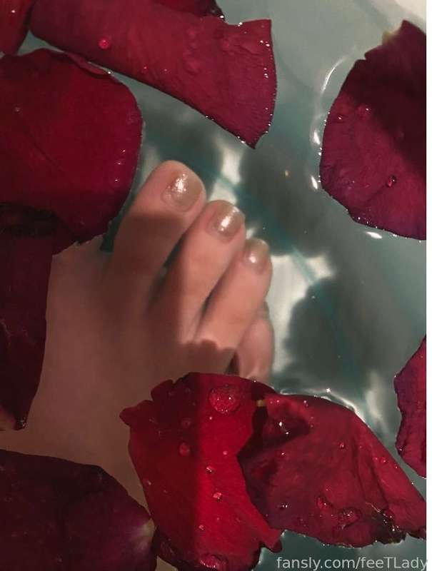 Feetlady - Fansly - 19 Feb, 2023 1