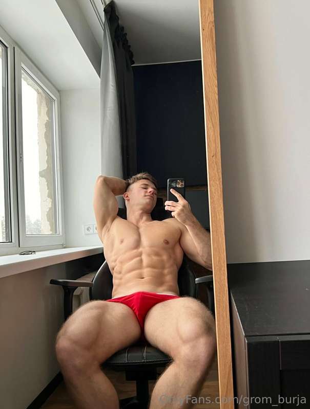 Good or naughty?😏
NO PAY PER VIEW! MAIN PAGE ➡️🔥 @grom_burja.. 3