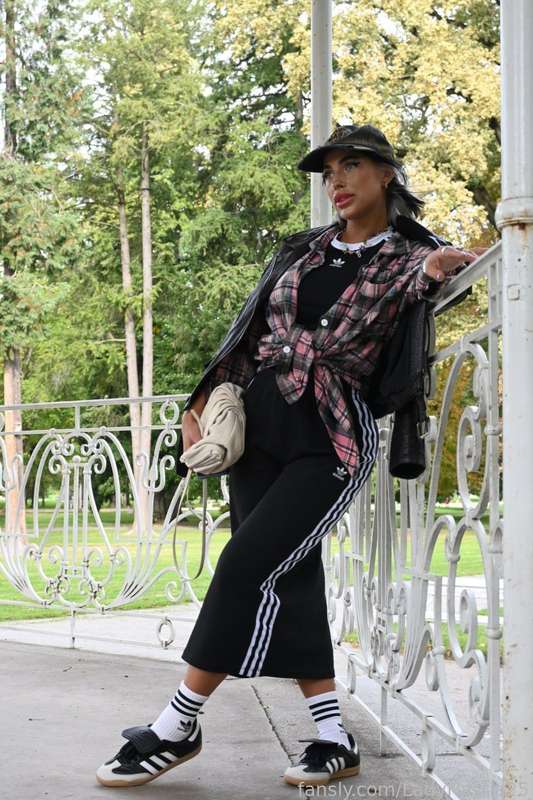 Ladynastia25 - Fansly - 27 Sep, 2024 12