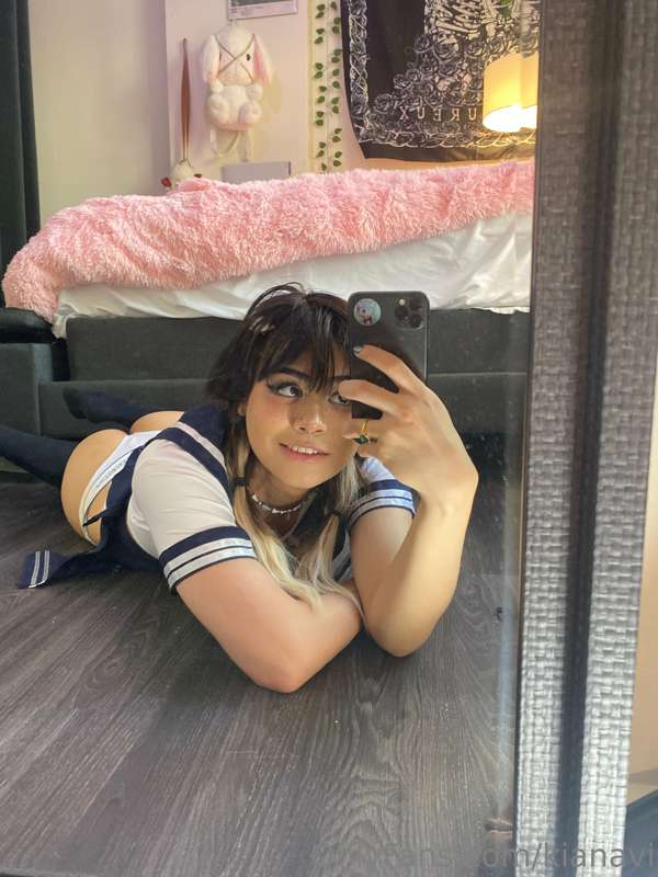 Bored and laying on the floor…wish I had someone to entertai.. 7