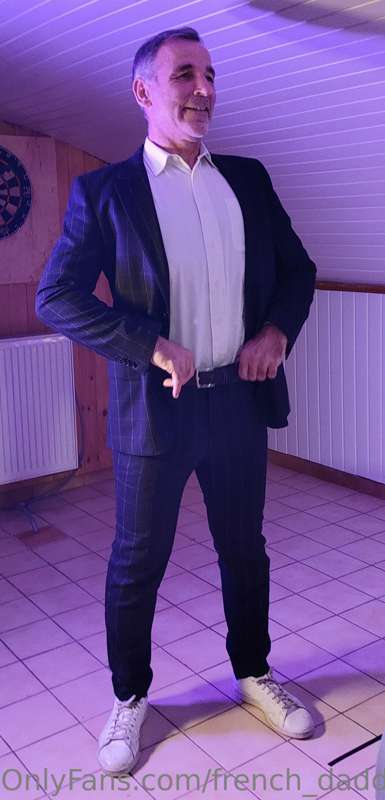 Do you like videos with suit? 5