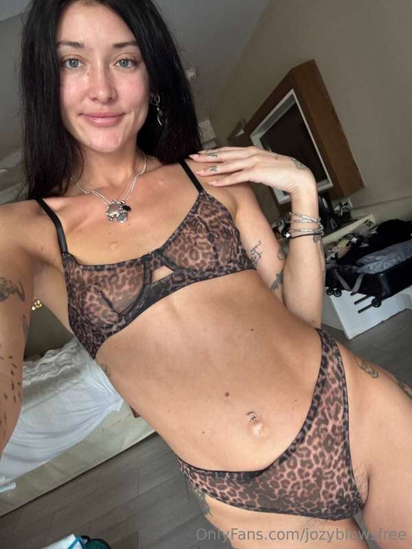 Jozyblowsfree - Onlyfans - 17 Apr, 2025 1
