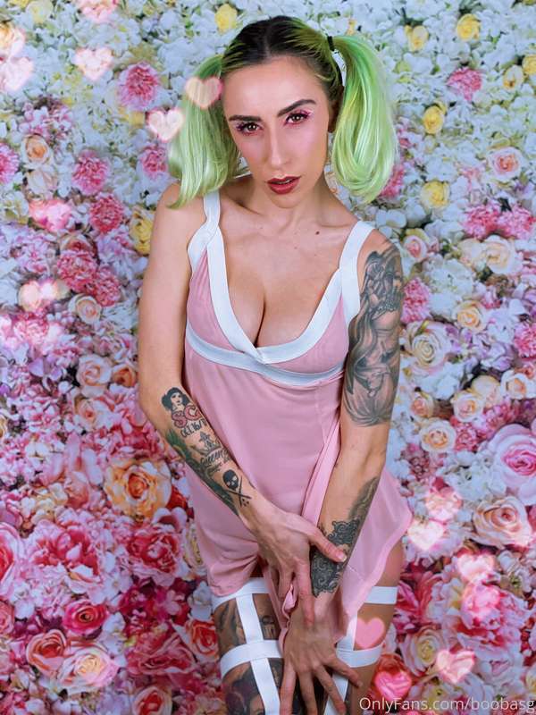 Pretty in pink 💕 5