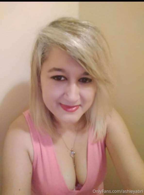 @ashleyabri   💋SUSCRIPTION FREE✍ 💋 SEXTING📱🔥 💋DICK&CUMRATE🍌🥰..