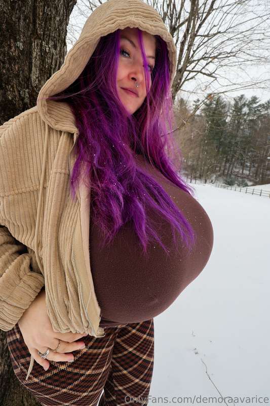 So yea.. it was stupid cold yesterday... was gonna shoot ins.. 2
