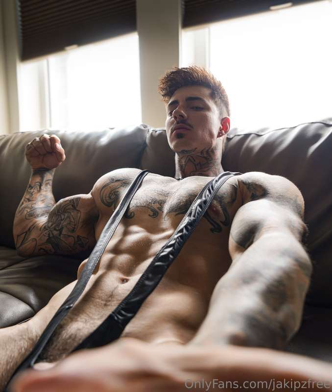 That necklace looks good on you 😉…  The EXPLICIT stuff 🔞👉 @J..