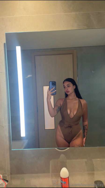 What do you think of this bikini? 👀🥥 1