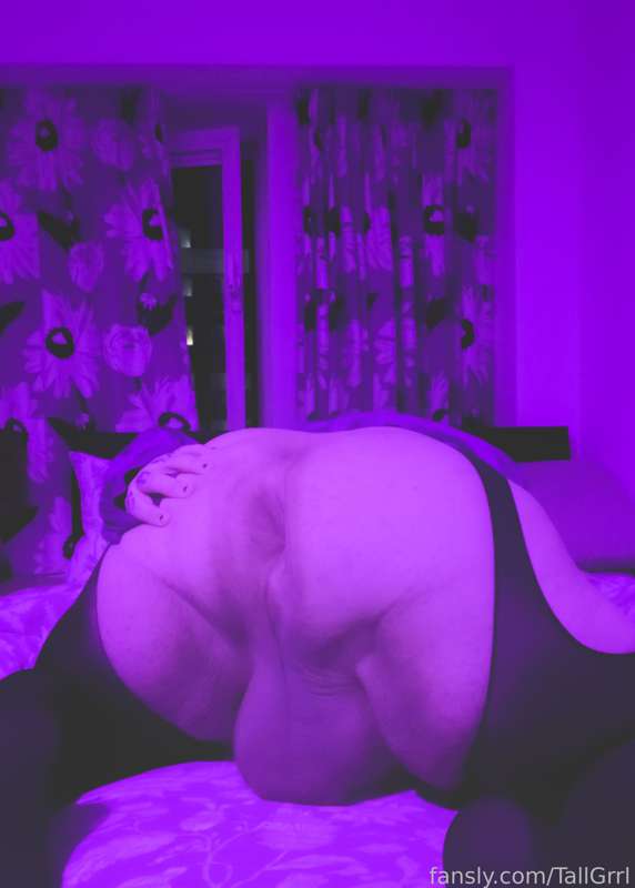 Tallgrrl - Fansly - 30 Oct, 2021