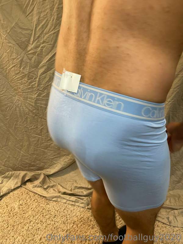 The Calvin Klein set of PVT Martinez - you'll want to see th.. 14