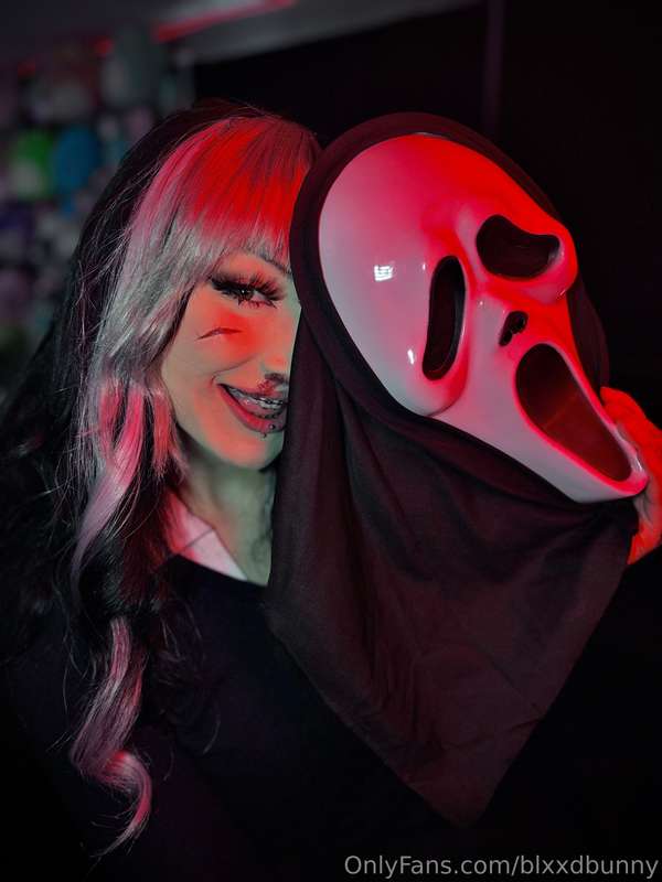 👻 7