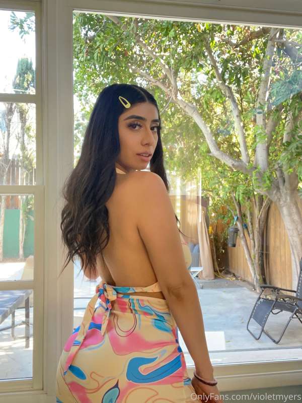 Would you take me on a date maybe?👉🥹👈💕 (ps- I put out on a f.. 1