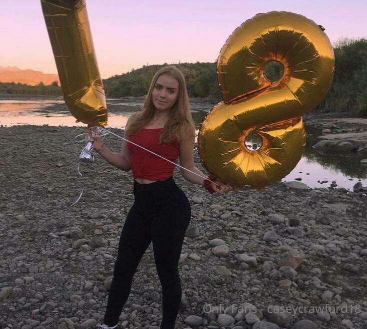 She’s famous on Tik Tok for fucking influencers and promotin..