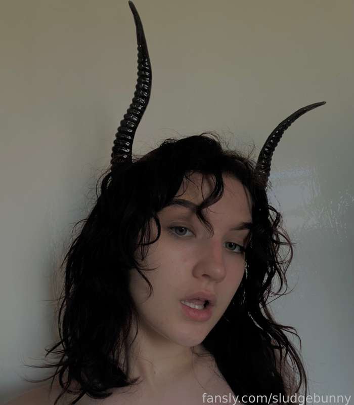 Sludgebunny - Fansly - 22 Jun, 2022