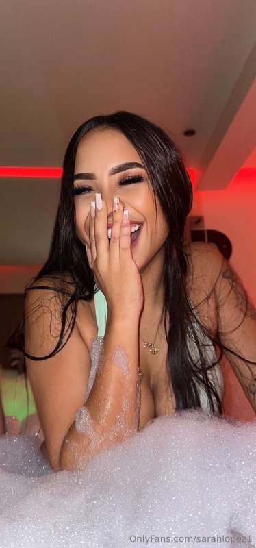 Sexy isn’t a look, it’s a vibe 🖤✨
