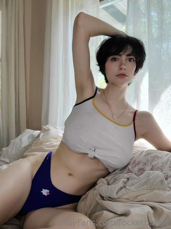 Hot and botheredddd 12