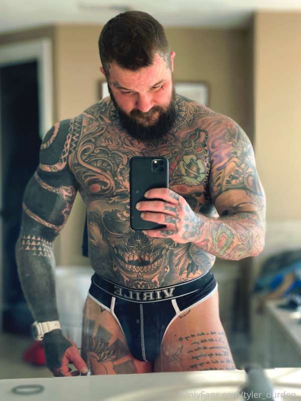 😘