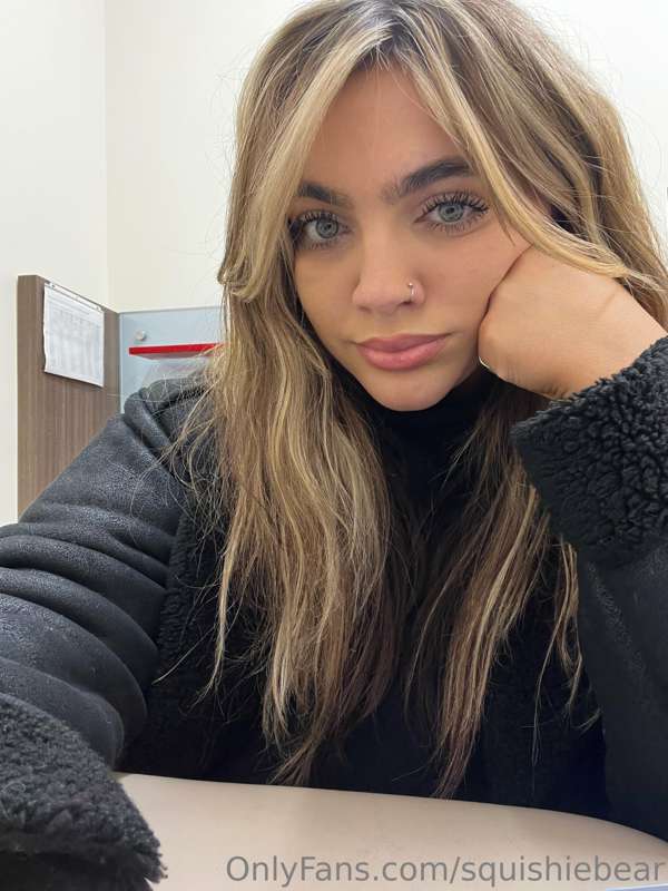 Hey guys! I just wanted to hop on and say hi :) do you have .. 2