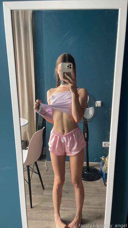 Tiny_Angel - Fansly - 13 Oct, 2022 2