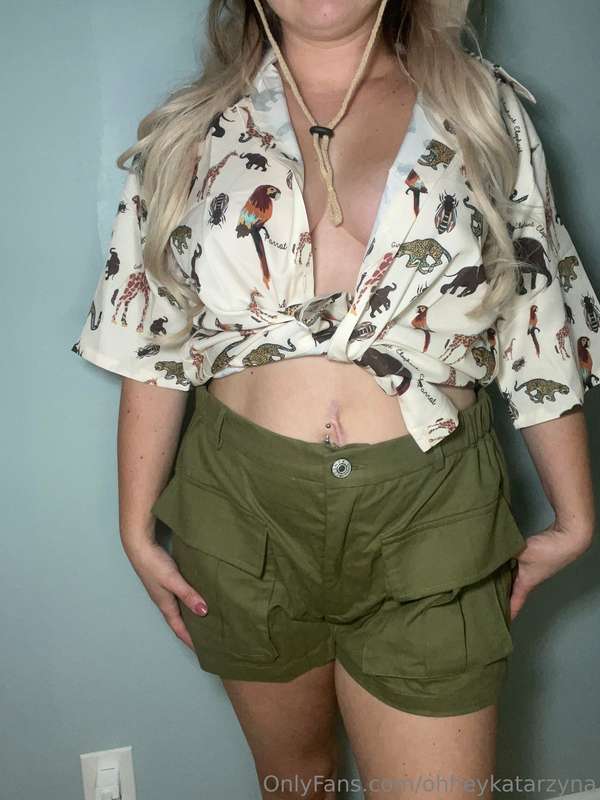 Safari girl 😏 1